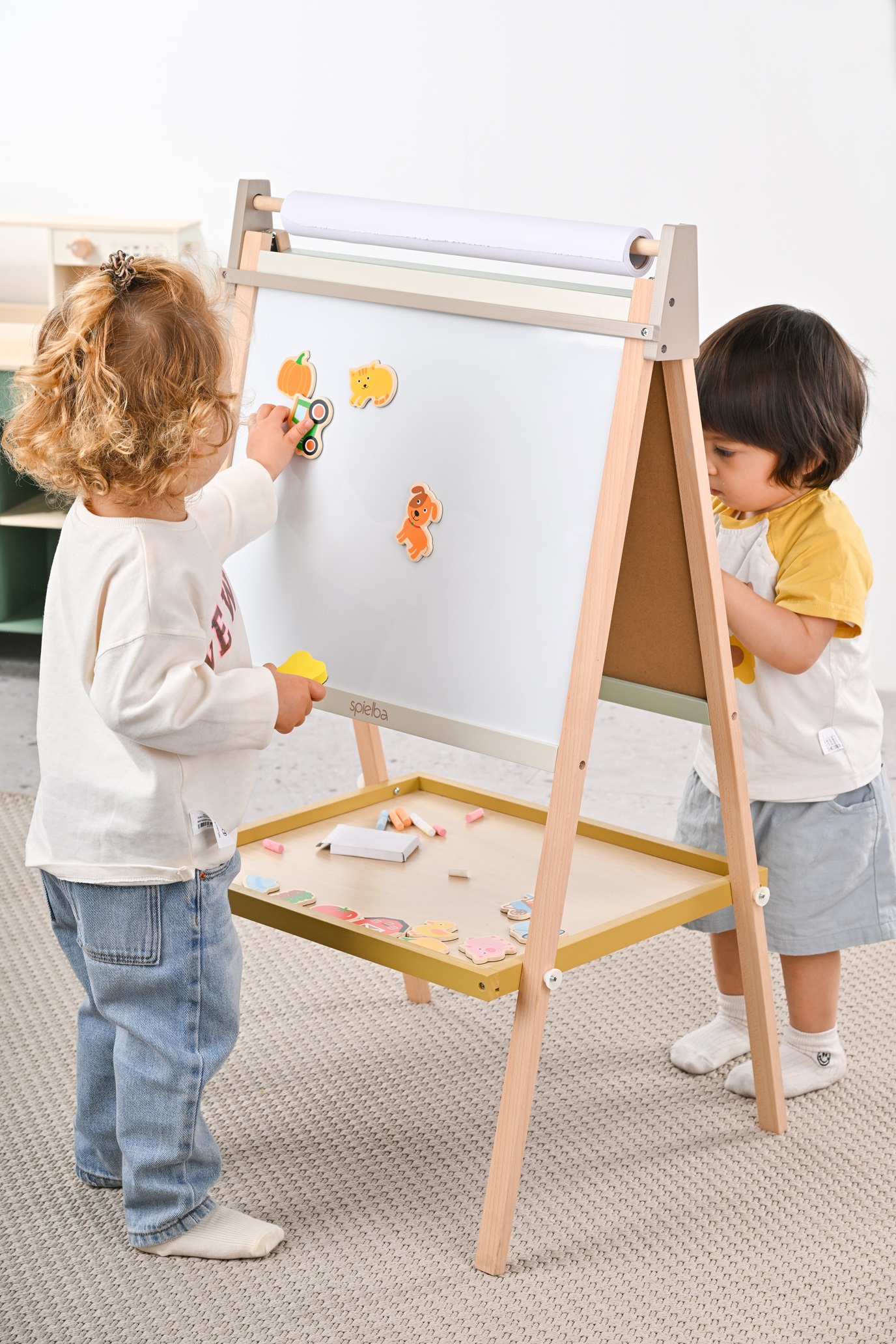 Standtafel mit Papier & Kreide 100% FSC