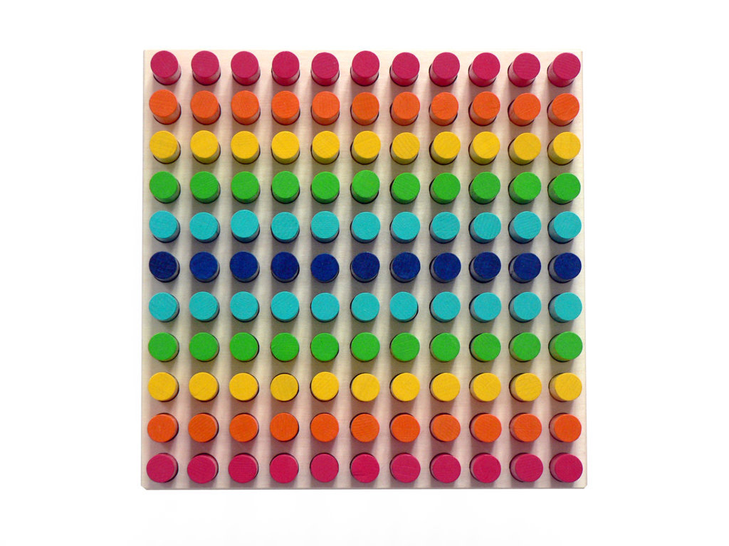 Farbensteckspiel mit 121 Stecker